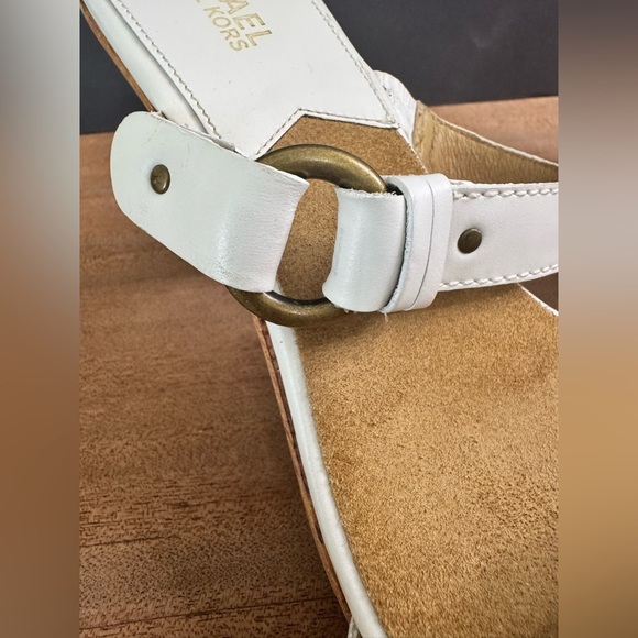 Women’s Michael Kors Jules White Leather Suede Signature Logo Luxury Heels - Picture 6 of 11